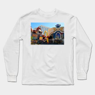 Harrahs Resort Hotel Las Vegas America Long Sleeve T-Shirt